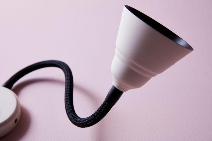 Bild 3, Relief Pärlvit / Mattsvart - Herstal - Bonus Möbler