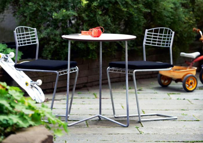 Bild 8, High Tech Bord Ø60 cm Vit Laminat / Varmförzinkat Stativ - Grythyttan Stålmöbler - Bonus Möbler