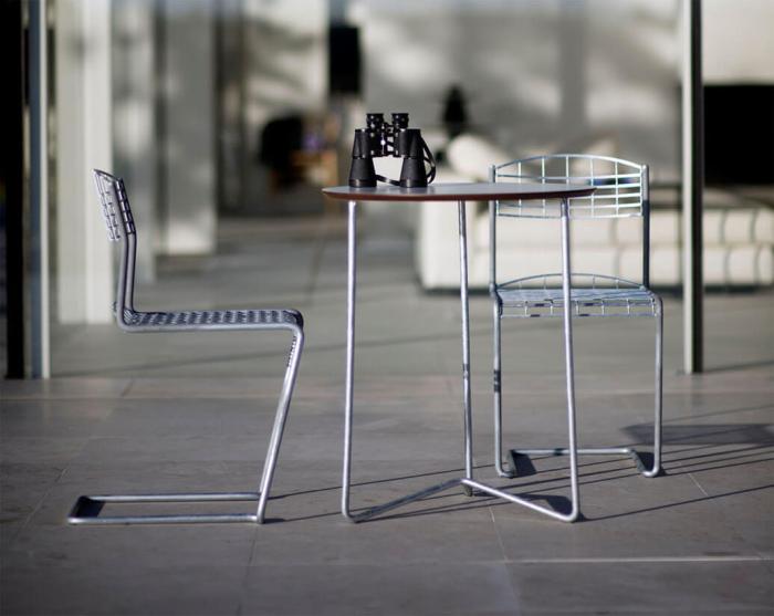 Bild 4, High Tech Bord Ø60 cm Vit Laminat / Varmförzinkat Stativ - Grythyttan Stålmöbler - Bonus Möbler