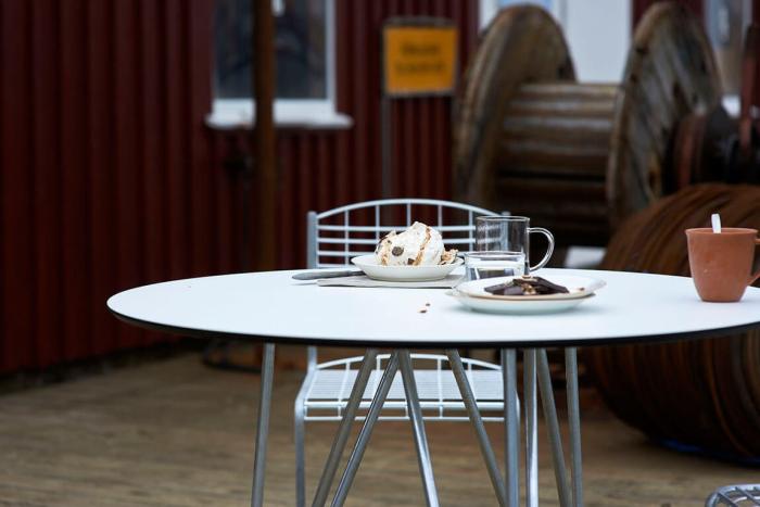 Bild 2, High Tech Bord Ø90 cm | Grythyttan Stålmöbler | Bonus Möbler