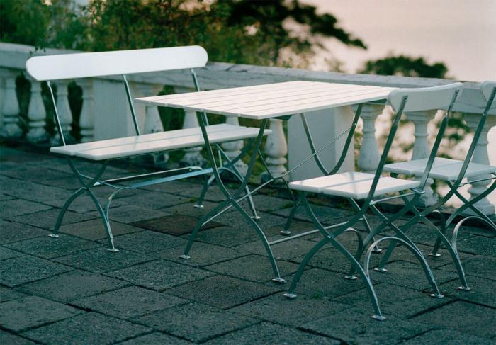 Bild 5, Bryggeribord 110X70 cm Vitlackad Ek / Varmförzinkat Stativ - Grythyttan Stålmöbler - Bonus Möbler