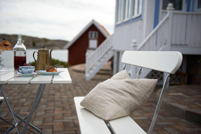 Bild 4, Bryggeribord 110X70 cm Vitlackad Ek / Varmförzinkat Stativ - Grythyttan Stålmöbler - Bonus Möbler