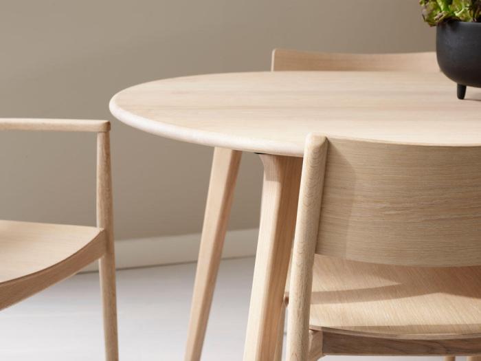 Bild 14, Clean och 6 karmstolar | Svenska Hem | Bonus Möbler