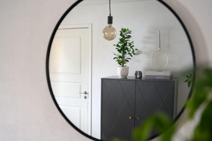 Bild 9, Rosswood 2-dörrar Grålack / Ek | Utgått | Bonus Möbler