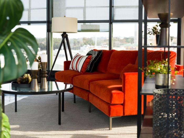 Bild 8, Square Ø93 cm Svart Glas | Englesson | Bonus Möbler