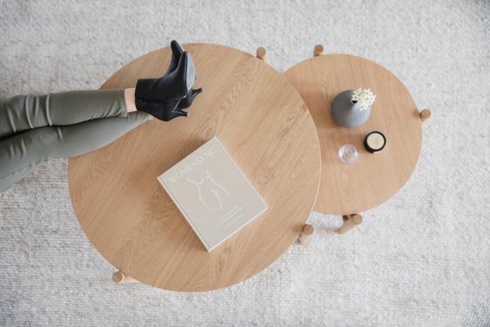 Bild 5, Holton Runt Ø80 cm Lackad ek | Rowico Home | Bonus Möbler