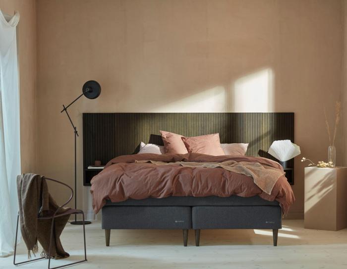 Bild 3, Vägghängd Trä Rökt ek | Hilding | Bonus Möbler