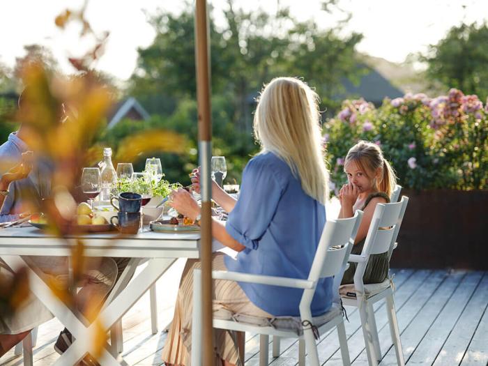 Bild 7, Hillmond HPL 238-297X100 cm och Delia Vit - Brafab - Bonus Möbler