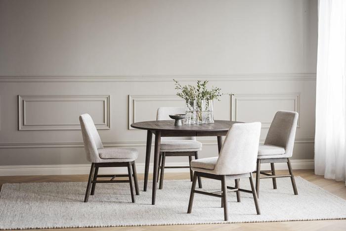 Bild 5, Tyler Ø120-165X120 cm Brunoljad Ek | Rowico Home | Bonus Möbler