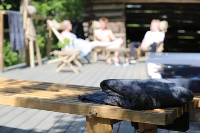 Bild 2, EcoFurn® EcoBench 120 cm Björk ljusbrun - Hillerstorp - Bonus Möbler