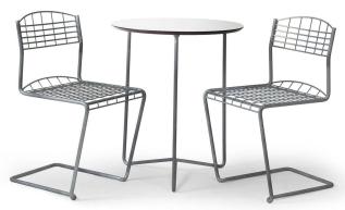 High Tech Bord &Oslash;60 cm och Stolar Varmf&ouml;rzinkat - Grythyttan St&aring;lm&ouml;bler - Bonus M&ouml;bler