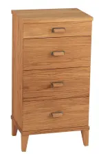 Malva 40 cm 4 l&aring;dor Lackad Ek | Oscarssons M&ouml;bel | Bonus M&ouml;bler