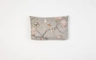 Svankkudde till Br&ouml;derna Anderssons Kod 1 (42x27 cm) - Br&ouml;derna Anderssons - Bonus M&ouml;bler