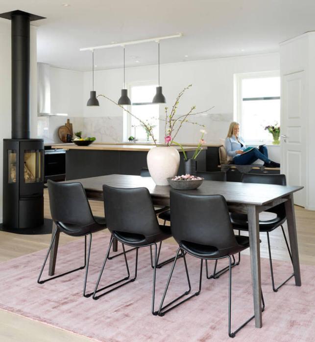 Bild 8, Yumi 190X90 cm Svartlack - Rowico Home - Bonus Möbler